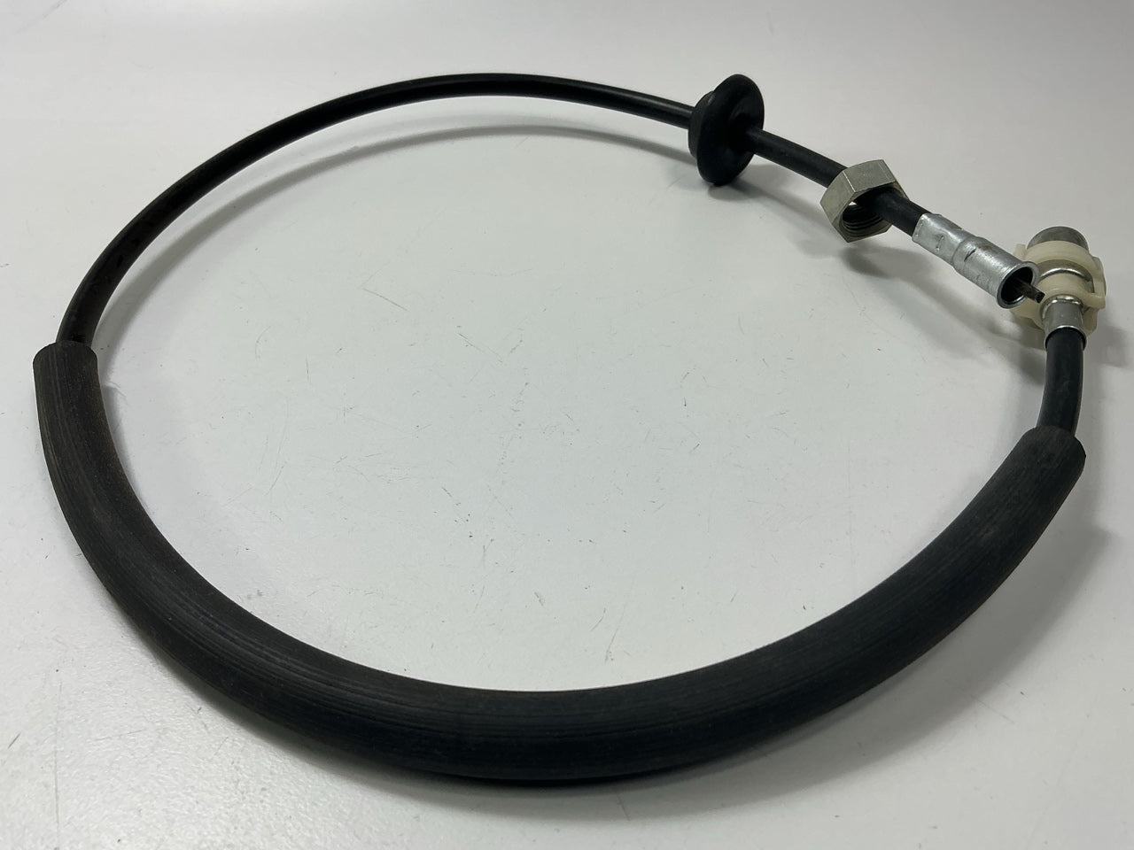 Superior Y826 Speedometer Cable  LENGTH 40''; W/o CRUISE CONTROL