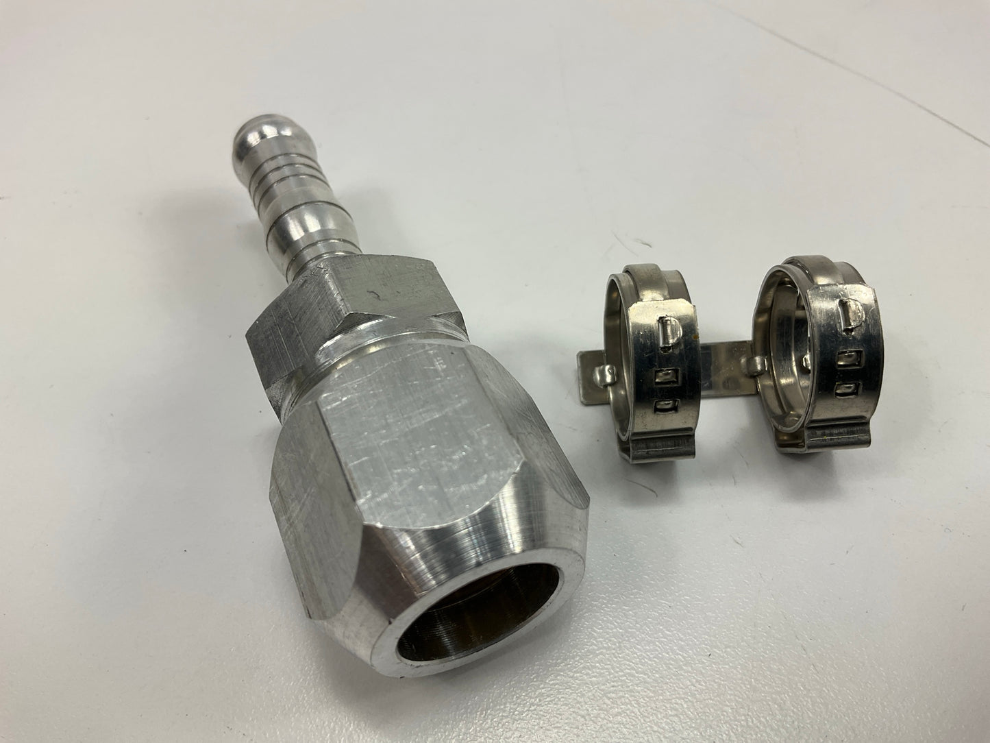 SUR-R AC1858 Air Conditioning No. 8 Hose To 5/8'' Compression Union Fitting
