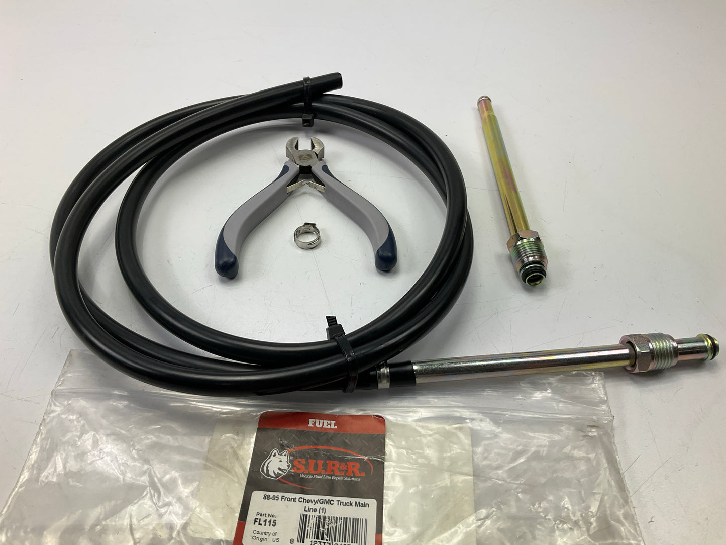 SUR-R FL105 Front Main Fuel Line Repair Kit - 1988-1995 Chevy / GMC Truck