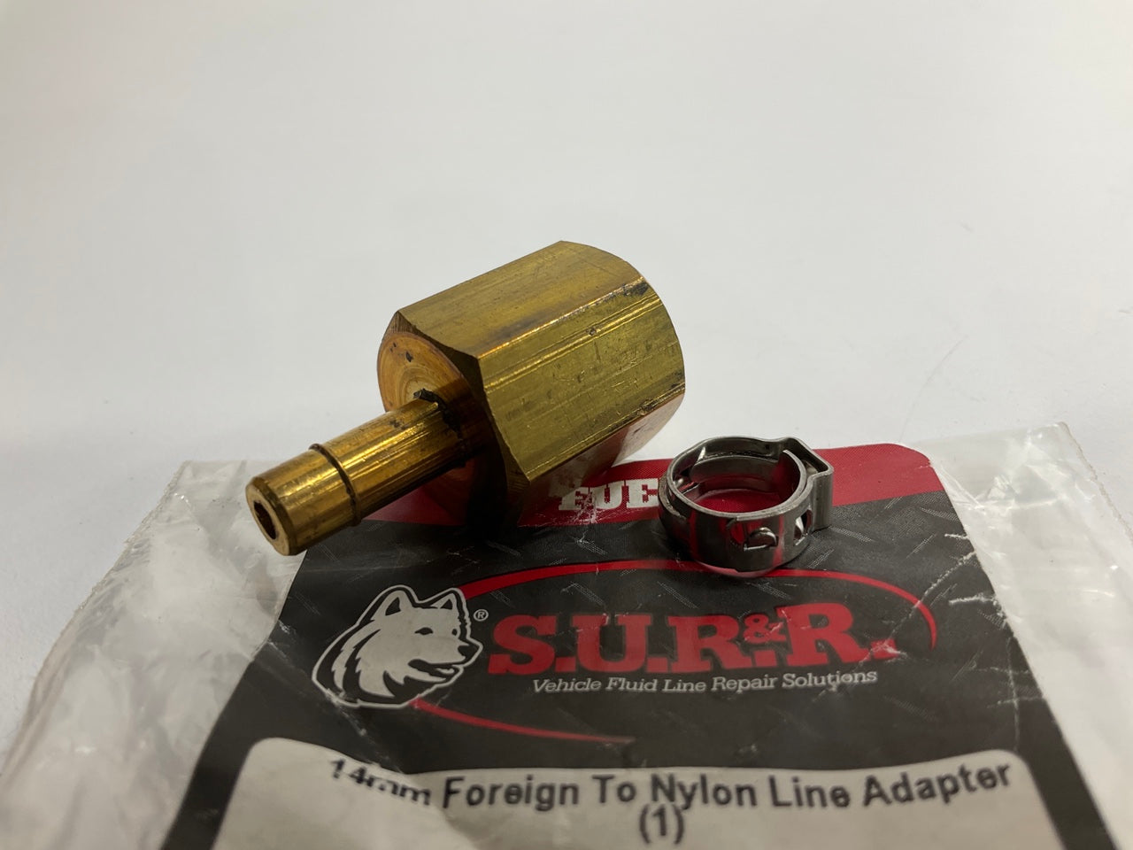 SUR-R K107 5/16 Inch 14mm Female To Nylon Metric Line Adapter