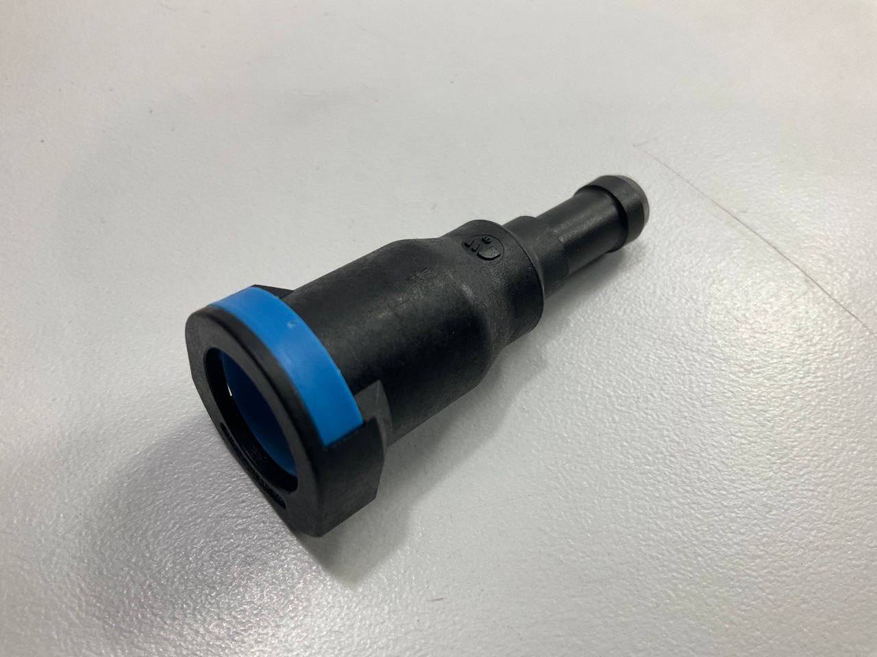 SUR & R TR720 3/8'' Straight Push Quick Connect To Rubber Fitting Connector