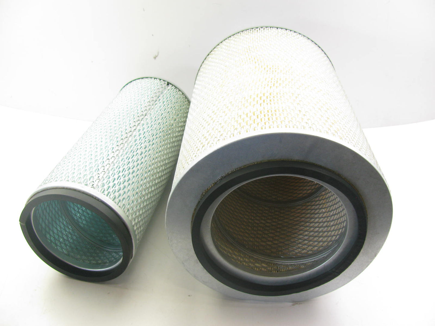 Sure SFA6070 Air Filter - Replacement For Komatsu 600-181-1600, 600-182-3100