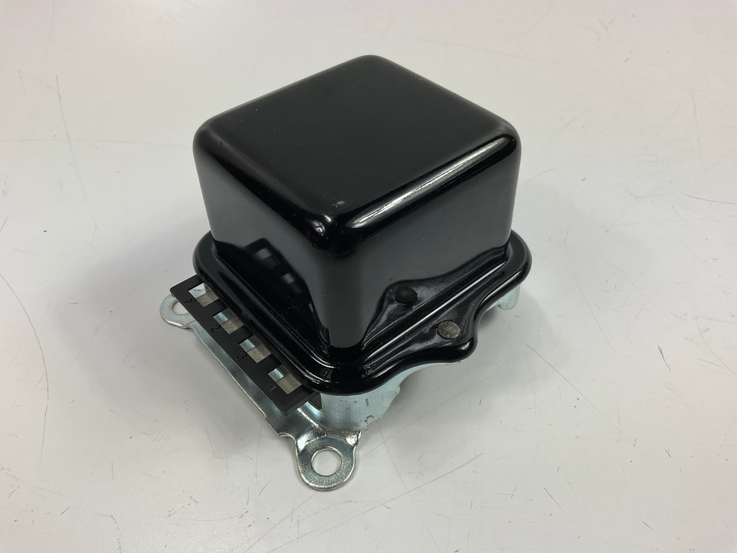 Switches Inc 9012 Voltage Regulator