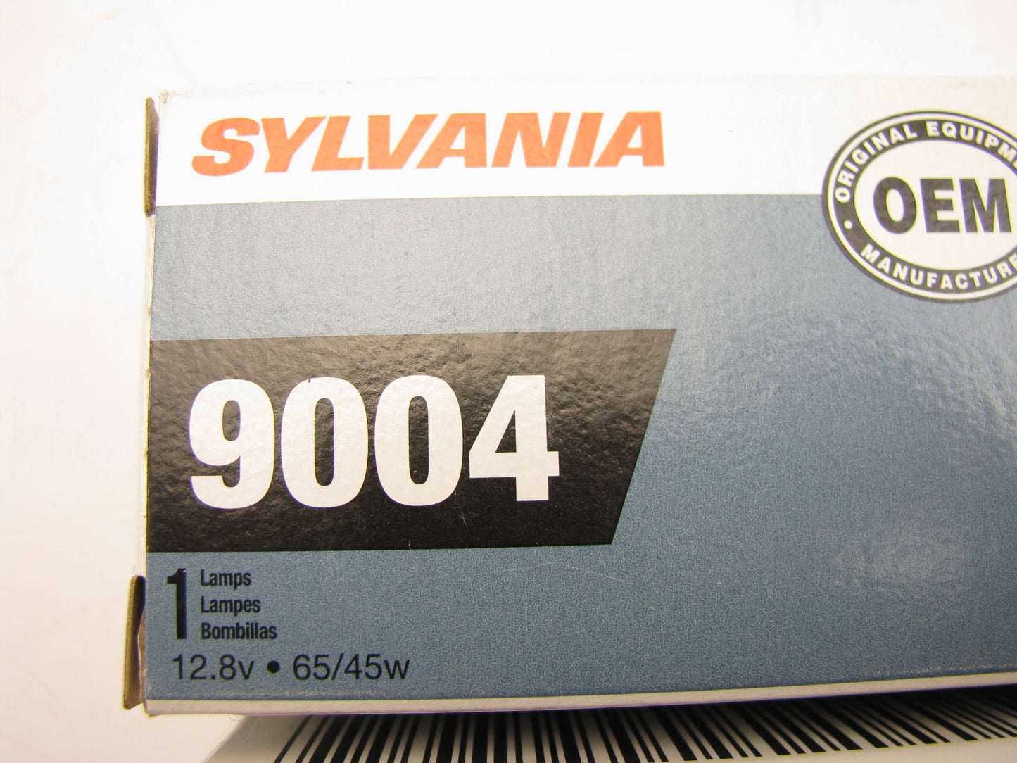 (2) SYLVANIA 9004 Headlight Lamp Bulbs - PAIR