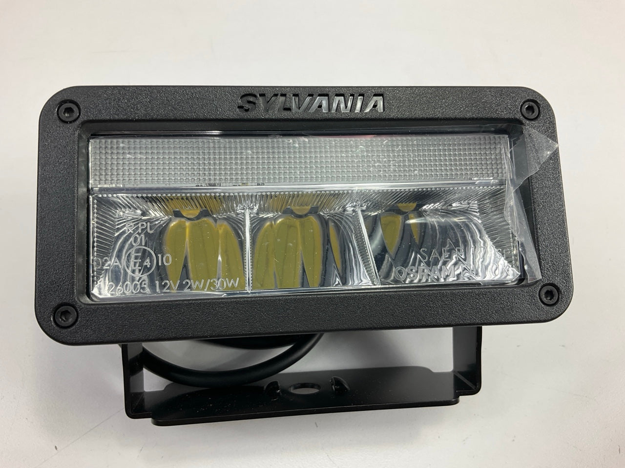 Sylvania LIGHTBAR2IN1SP-BX 2-in-1 6'' LED Light Bar 3300 Raw Lumens Spot Light
