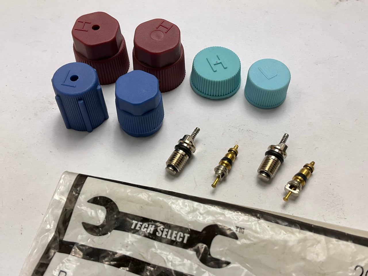 Tech Select 26783 A/C System Valve Core And Cap Kit