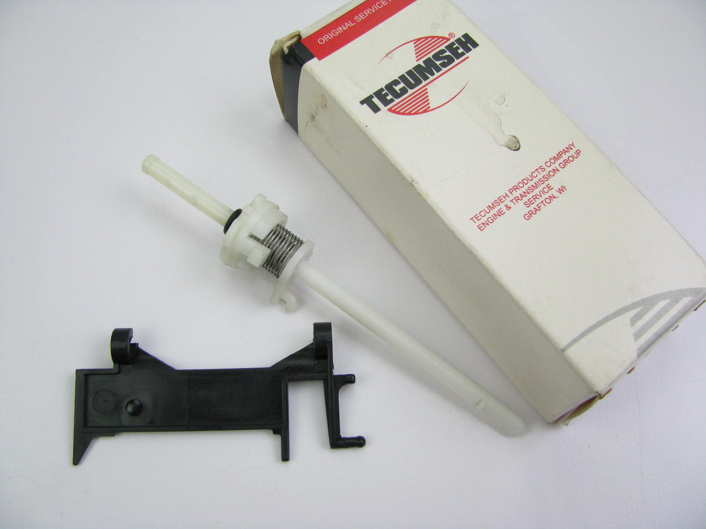 Tecumseh 632343 Carburetor Choke Shaft & Lever Assembly