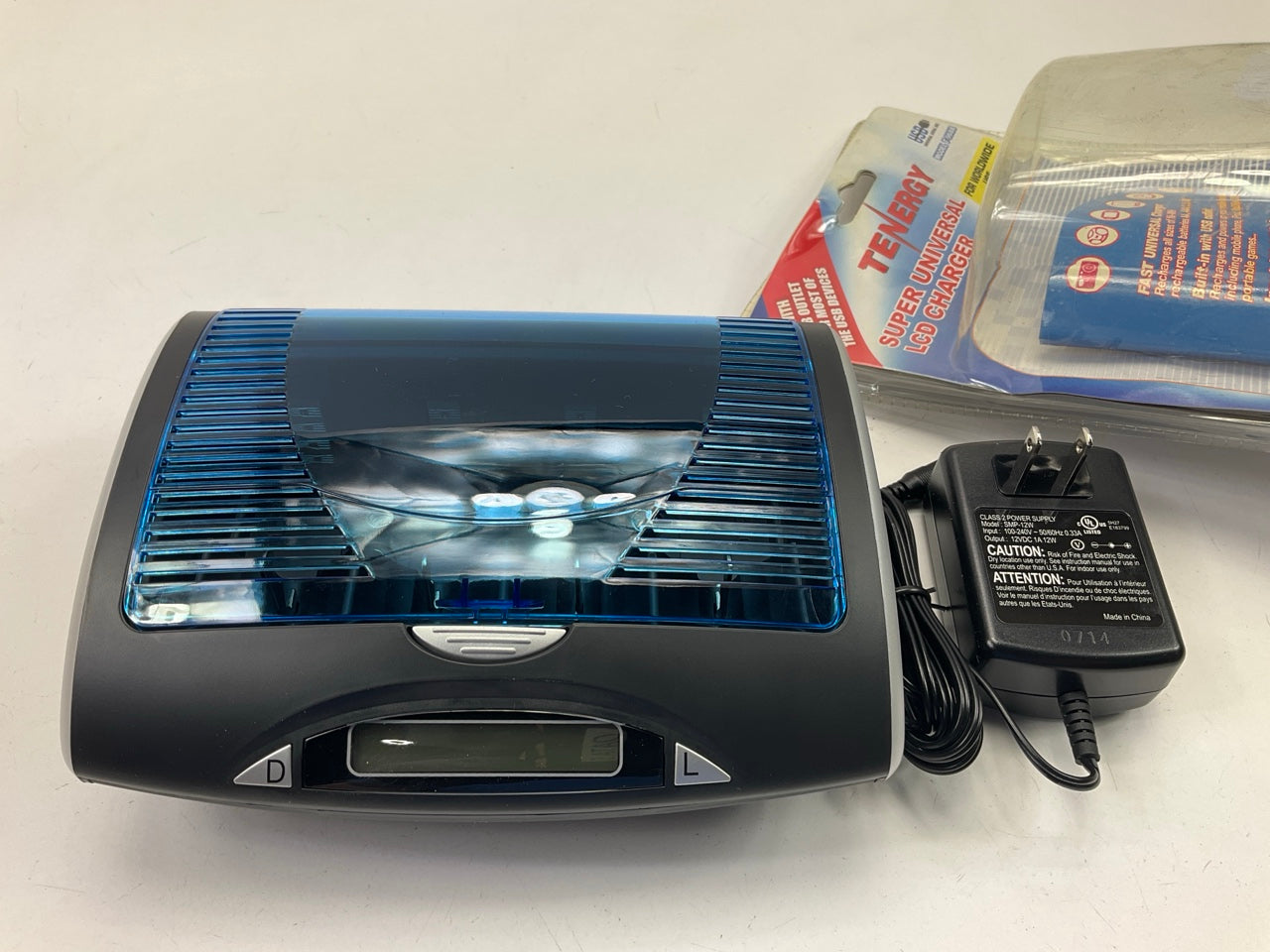 Tenergy T9688 Universal LCD Screen Battery Charger For AA/AAA/C/D/9V W/ USB Port