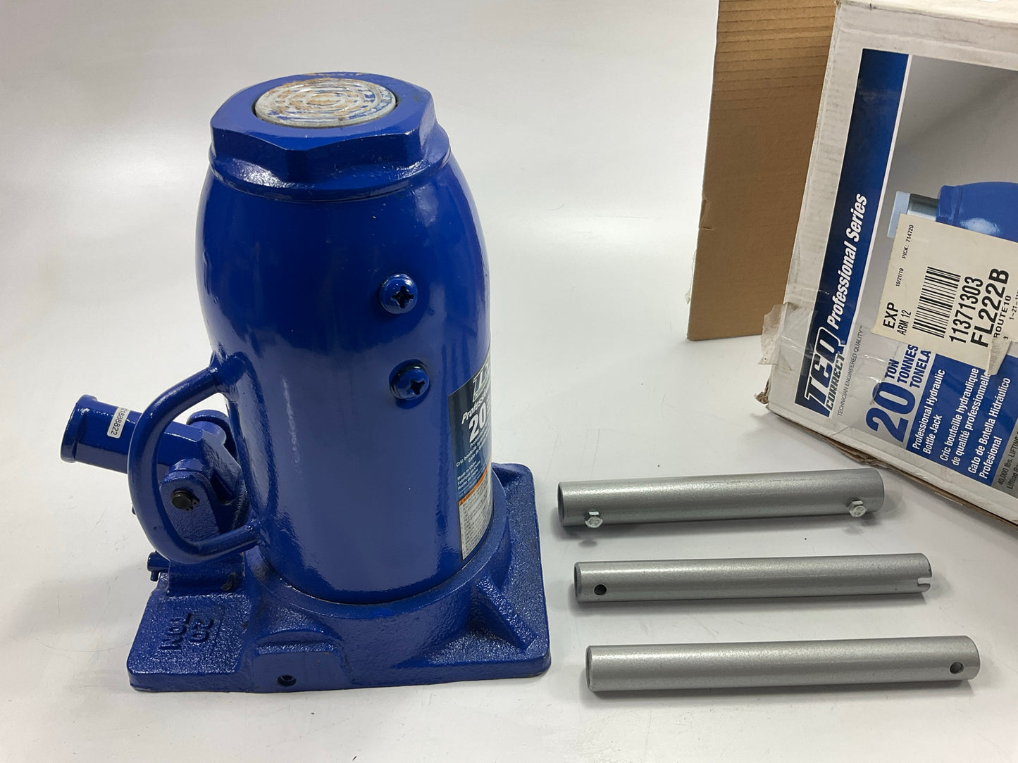 TEQ 20 Ton Professional Hydraulic Bottle Jack, Lifting Range 10-7/8'' - 18-3/8''