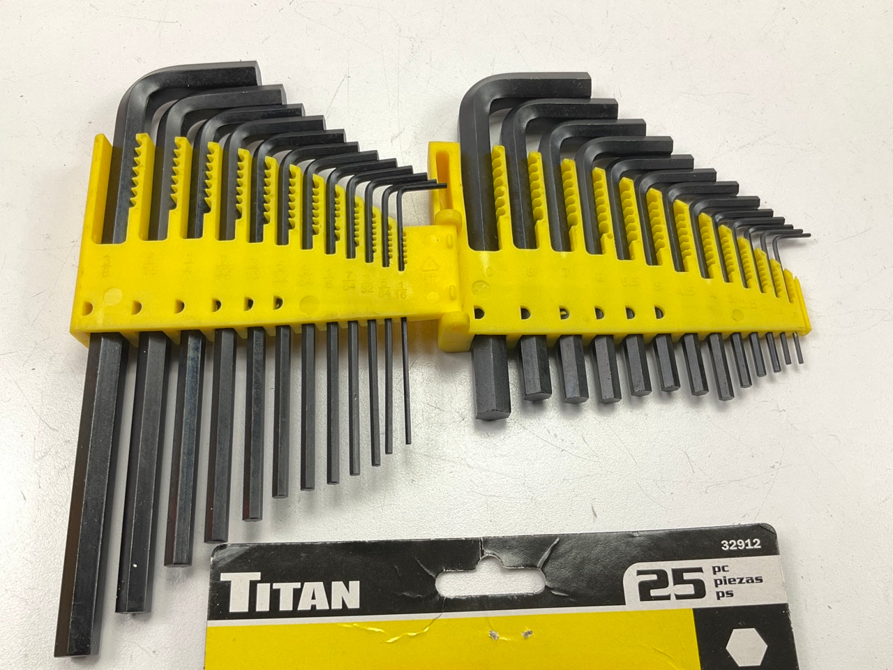 Titan 32912 25-Piece 1/16'' To 3/8'' And 1.27 To 10 Mm SAE/Metric Hex Key Set