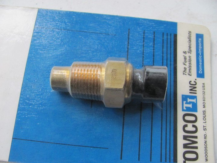 Tomco 12014 Engine Coolant Temperature Sensor Sender Switch