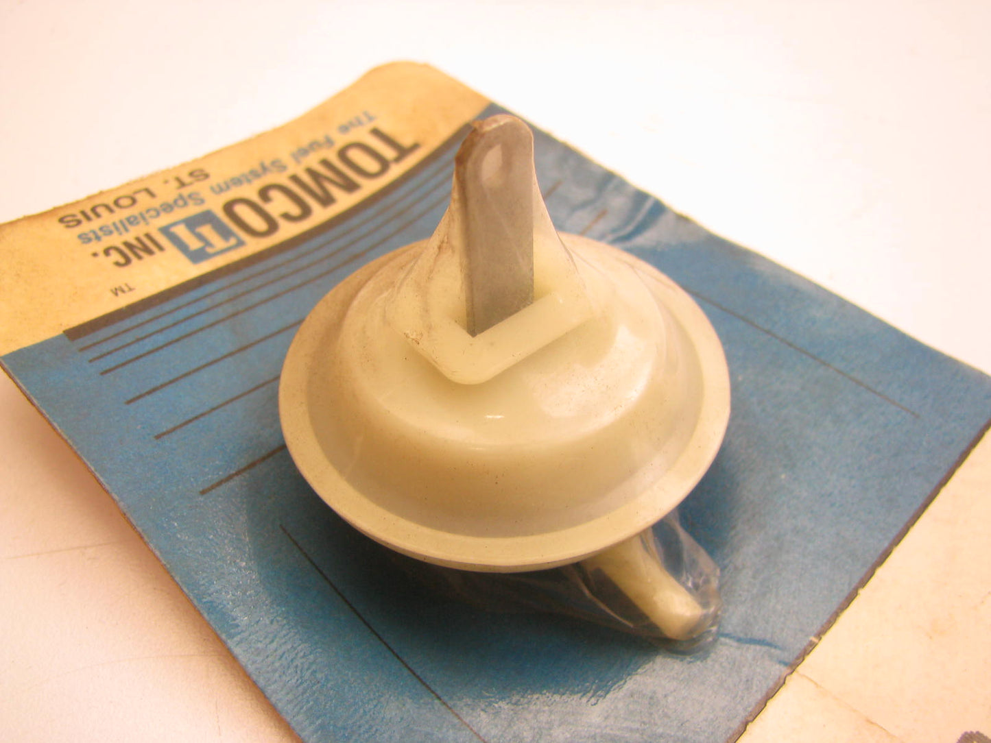 Tomco 7017 Carburetor Choke Pull-Off For 1968-1974 Rochester 4MV Quadrajet
