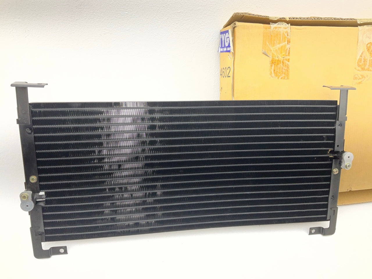 DAMAGED RADIATOR FINS -  AFTERMARKET A/C Condenser For 95-99 Dodge Neon