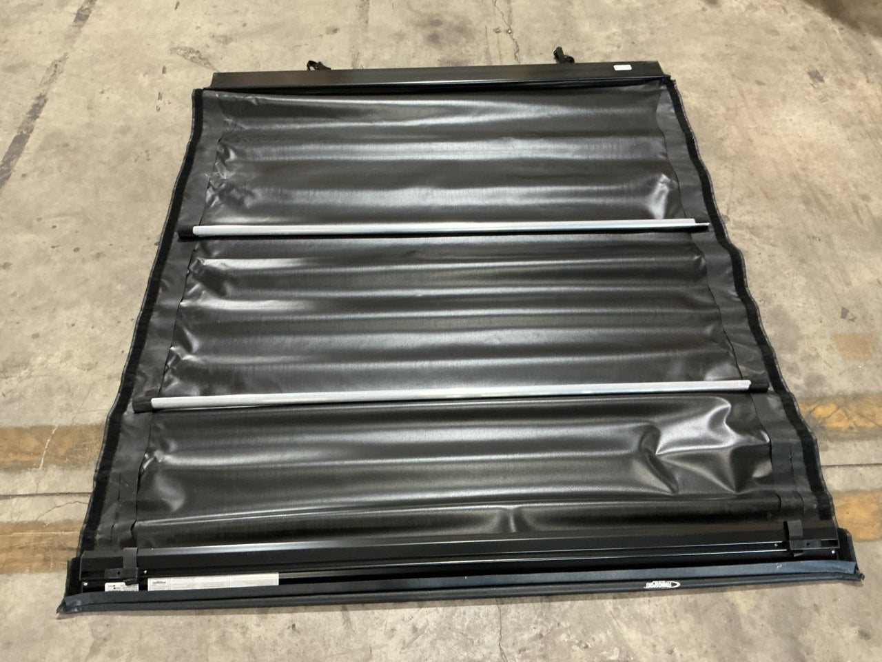 MISSING CLAMPS 22040149 Tonnosport Roll-Up Cover For 00-10 Dodge Dakota 63'' Bed