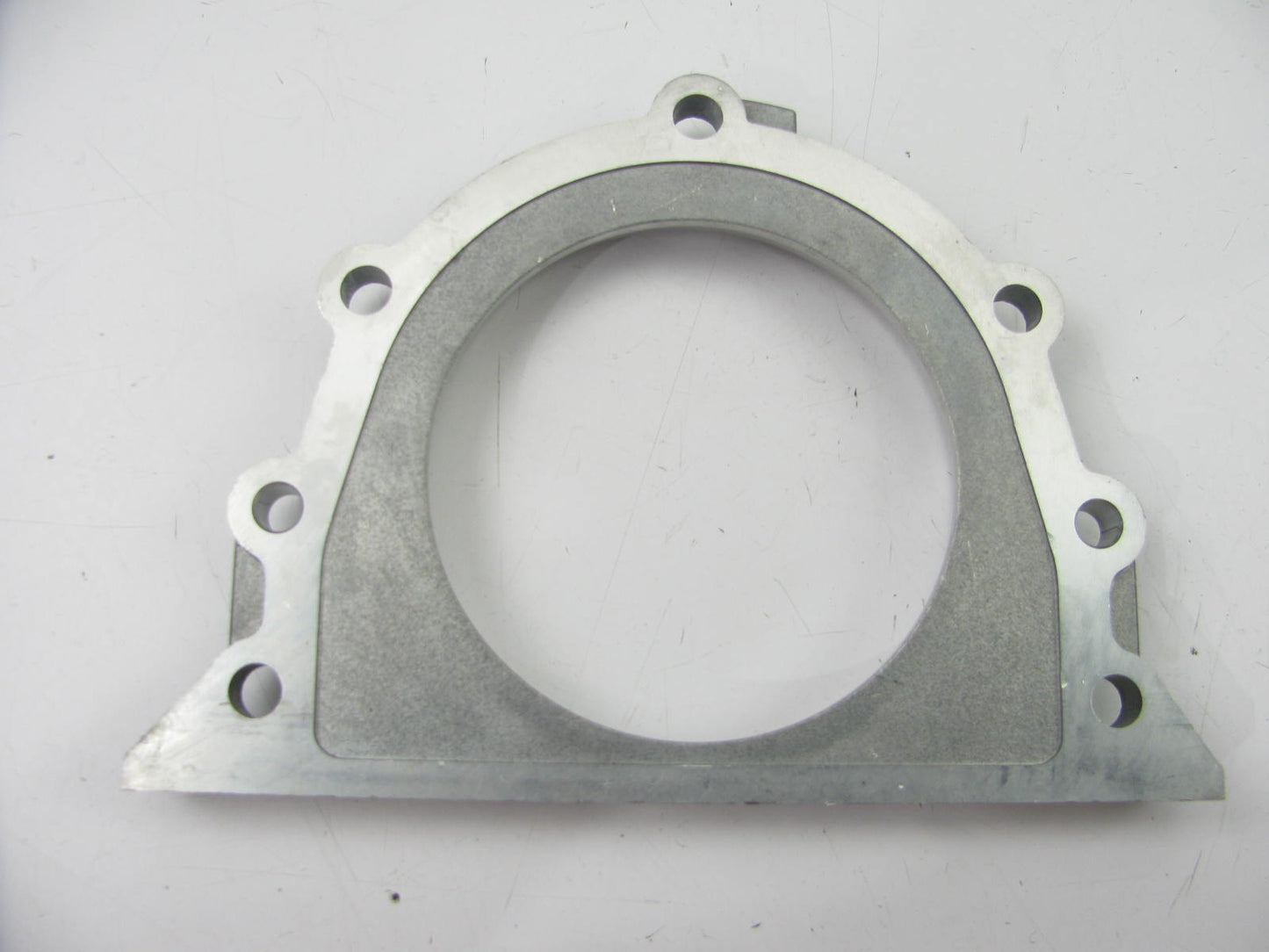 NOS OEM Rear Main Seal Retainer Plate 1984-1989 Toyota Van 2Y 3Y 4Y 11381-71010