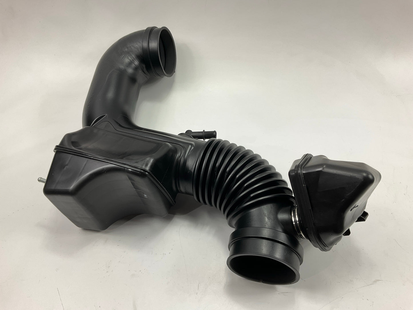 NEW OEM Toyota 17880-50061 Air Cleaner Air Intake Hose - 03-05 4Runner 4.7L ONLY