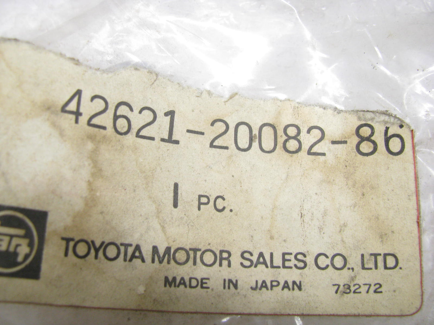 NOS OEM Toyota 42621-20082-86 Wheel Hub Cap