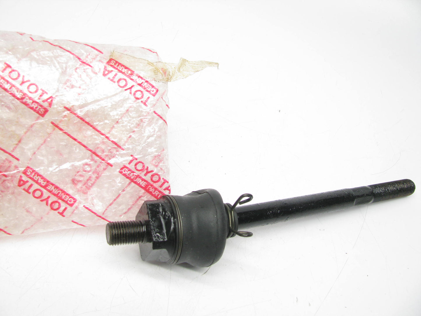 NOS GENUINE OEM Toyota 45504-32010 Inner Right Tie Rod End - 1985-1986 Camry
