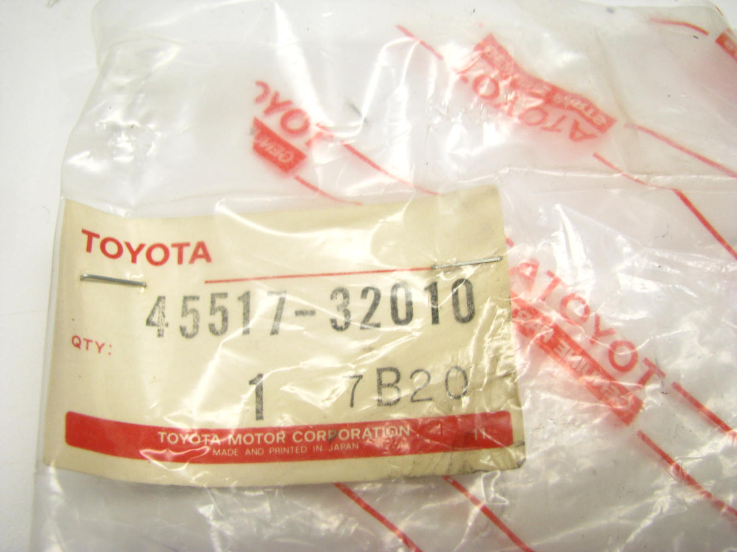OEM 45517-32010   Power Steering Rack Grommet #2 For 83-85  Toyota Camry