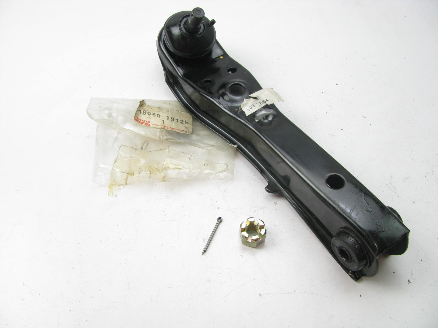 New Genuine OEM Front Right Lower Control Arm 1984-1987 Toyota Corolla RWD AE86