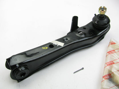 OEM Left Front Lower Control Arm W/ball Joint 48069-19045 For 74-79 Corolla