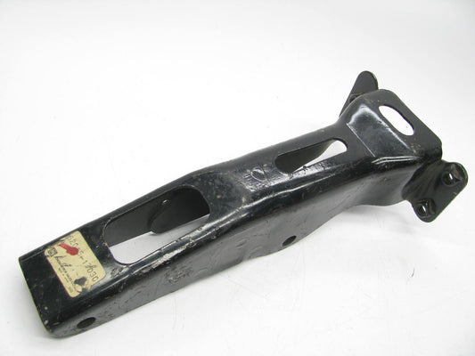 NEW - OEM UNBOXED 52015-13030 Rear Bumper Bracket For 1974-1979 Toyota Corolla