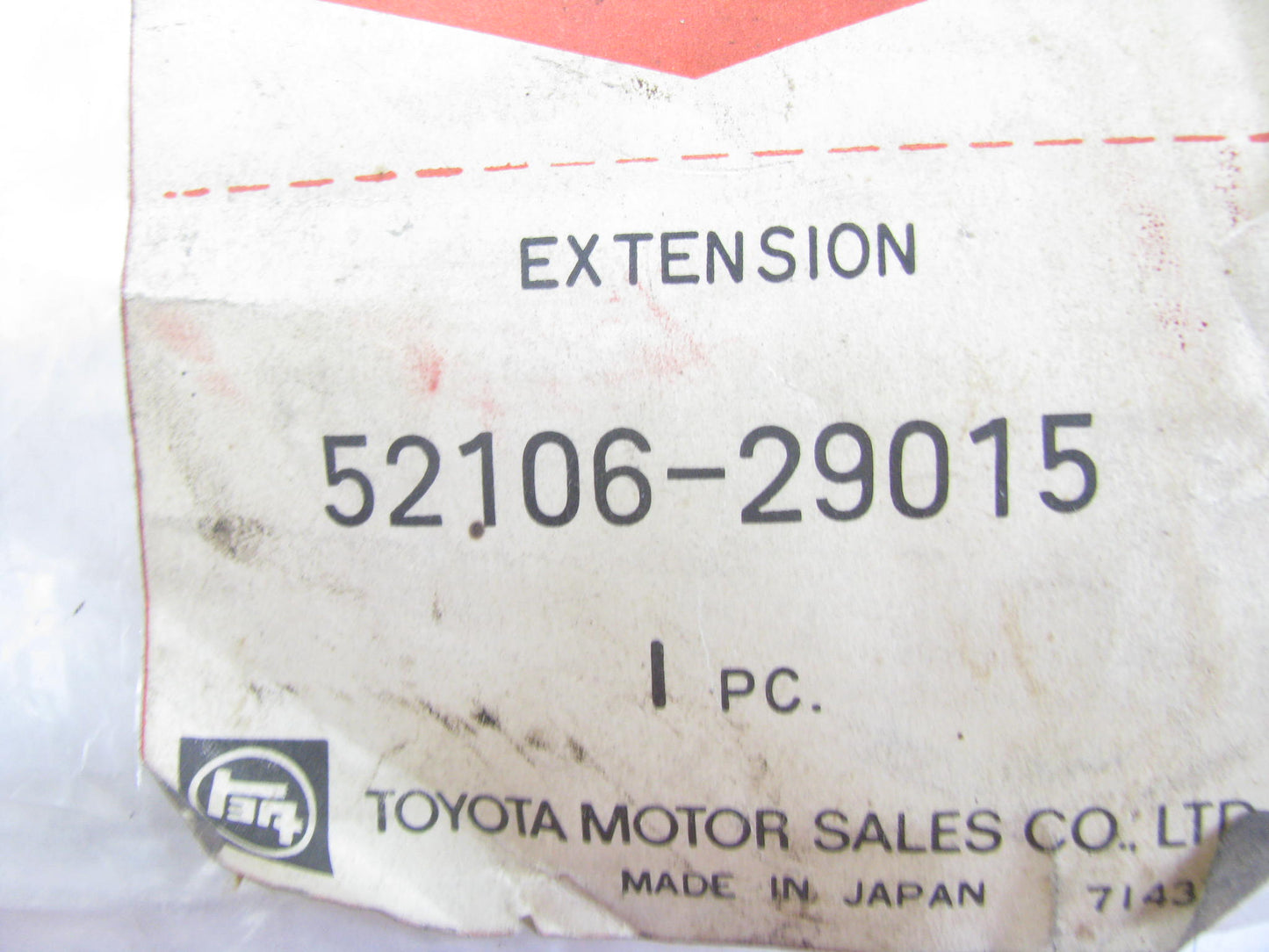 NOS - OEM Toyota 52106-29015 Rear Right Bumper Stay For 1975-1978 Corona