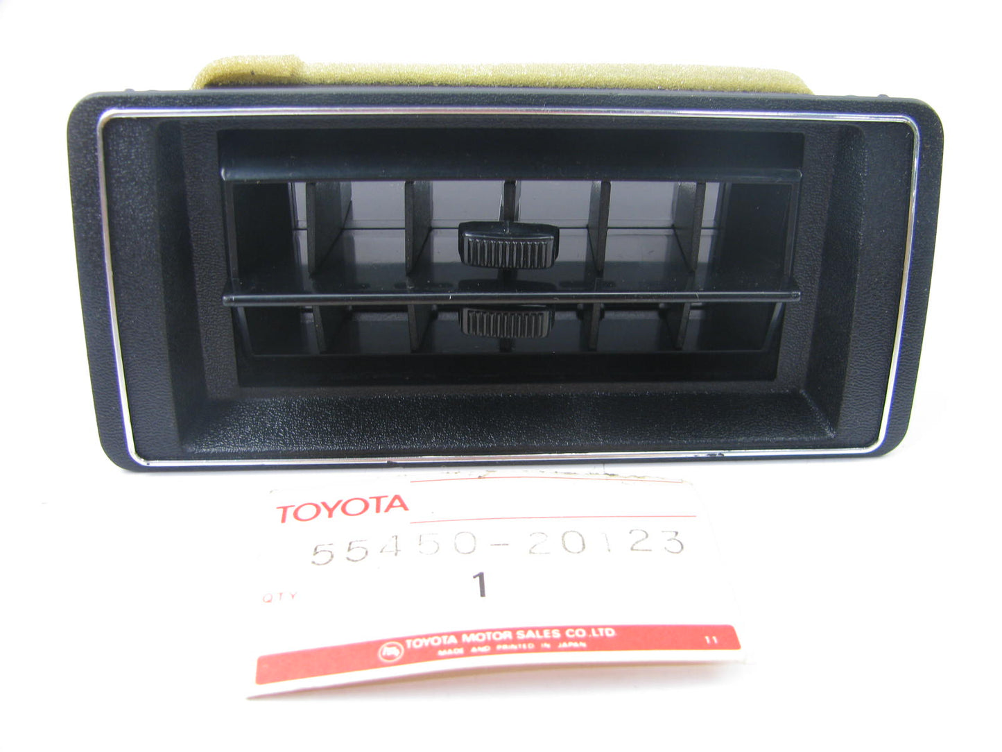 NOS OEM A/C Dash Air Vent Louver Ventilator 55450-20123  1973-1978 Toyota Corona