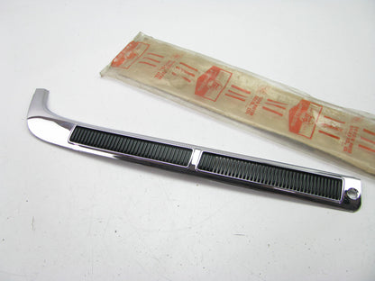 NOS OEM ROOF SIDE VENTILATOR For TOYOTA   62952-29085