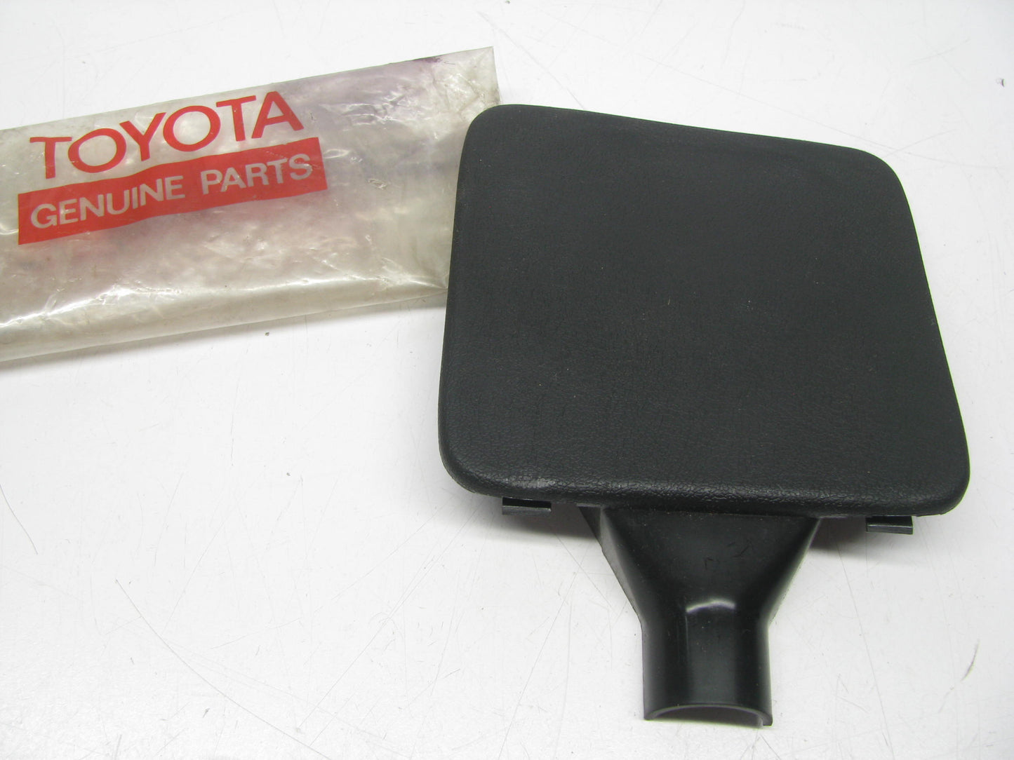 NOS 64739-14020-01 Deck Trim Side Washer Cover Trim OEM 1979-1980 Toyota Celica