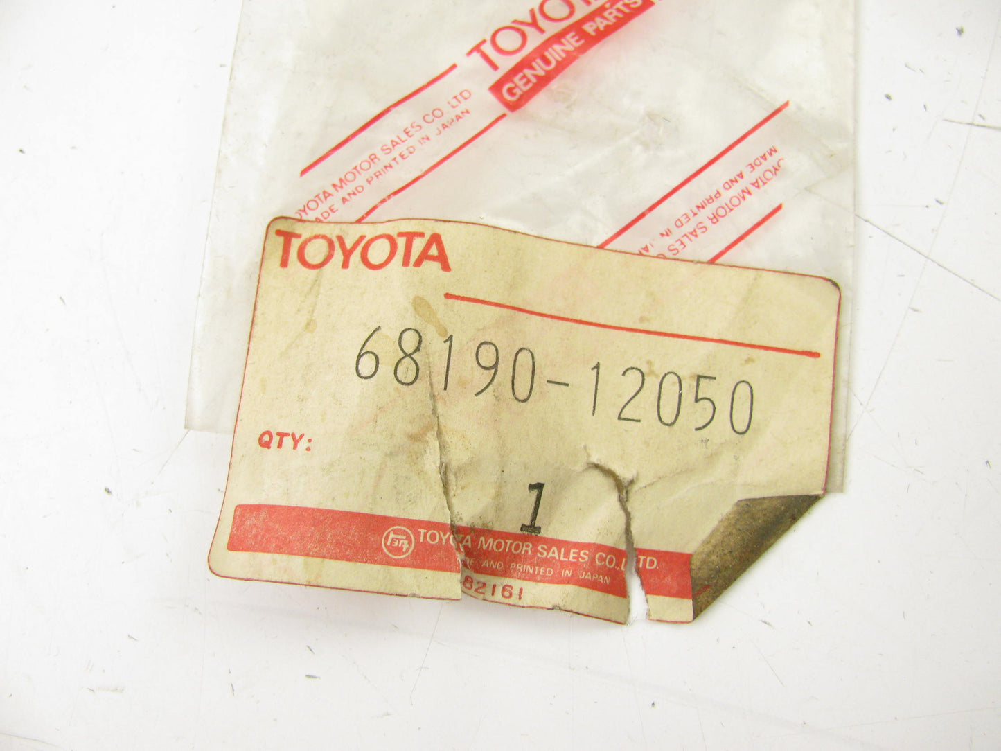 NOS OEM Rear Inner Door Glass Weather Strip 68190-12050 For 74-79 Toyota Corolla