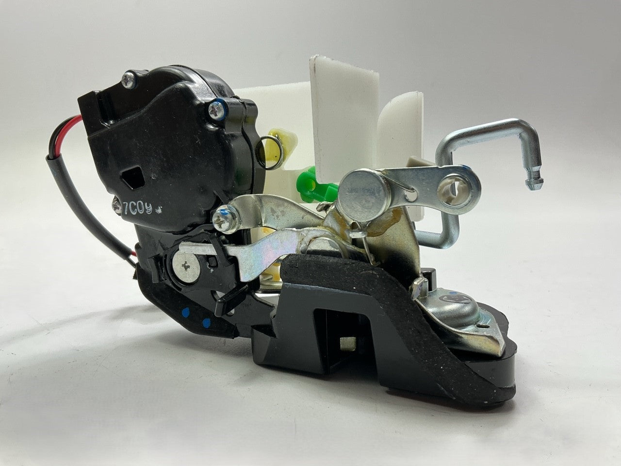 NEW OEM Toyota 69050-42011 Rear Right Door Lock Actuator Latch 96-00 Toyota RAV4