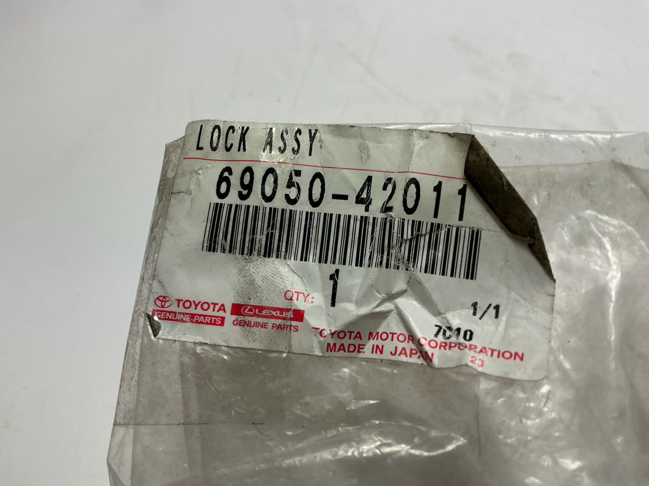 NEW OEM Toyota 69050-42011 Rear Right Door Lock Actuator Latch 96-00 Toyota RAV4