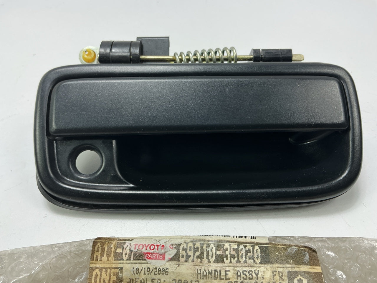 NEW - OEM 6921035020 Front Right Outside Door Handle For 1995-2000 Toyota Tacoma