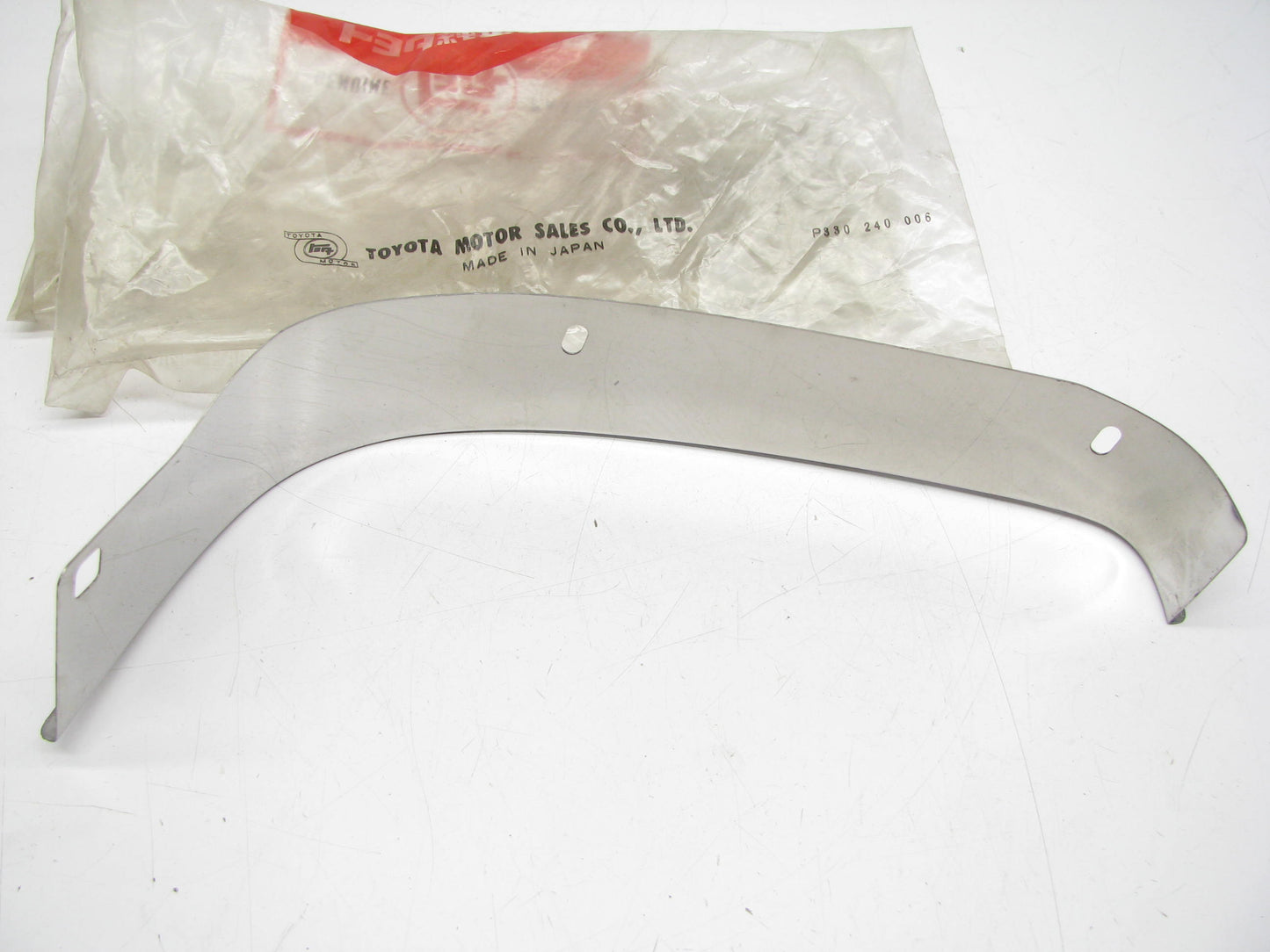 NOS OEM Toyota  Exterior Trim Plate 75522-20010