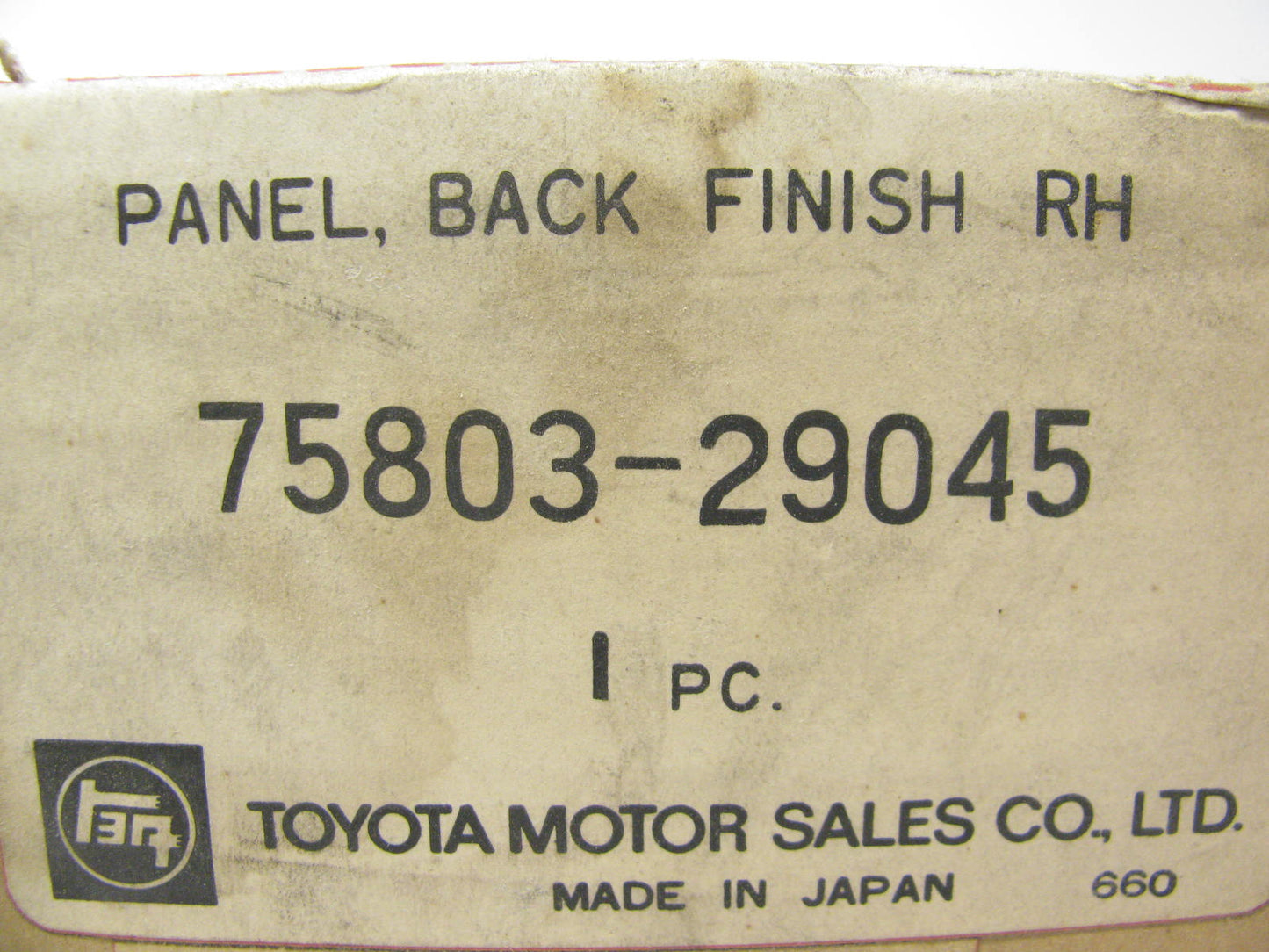 NOS OEM Toyota Tail Light Trim Garnish RH  75803-29045 For 68-80 Toyota ????