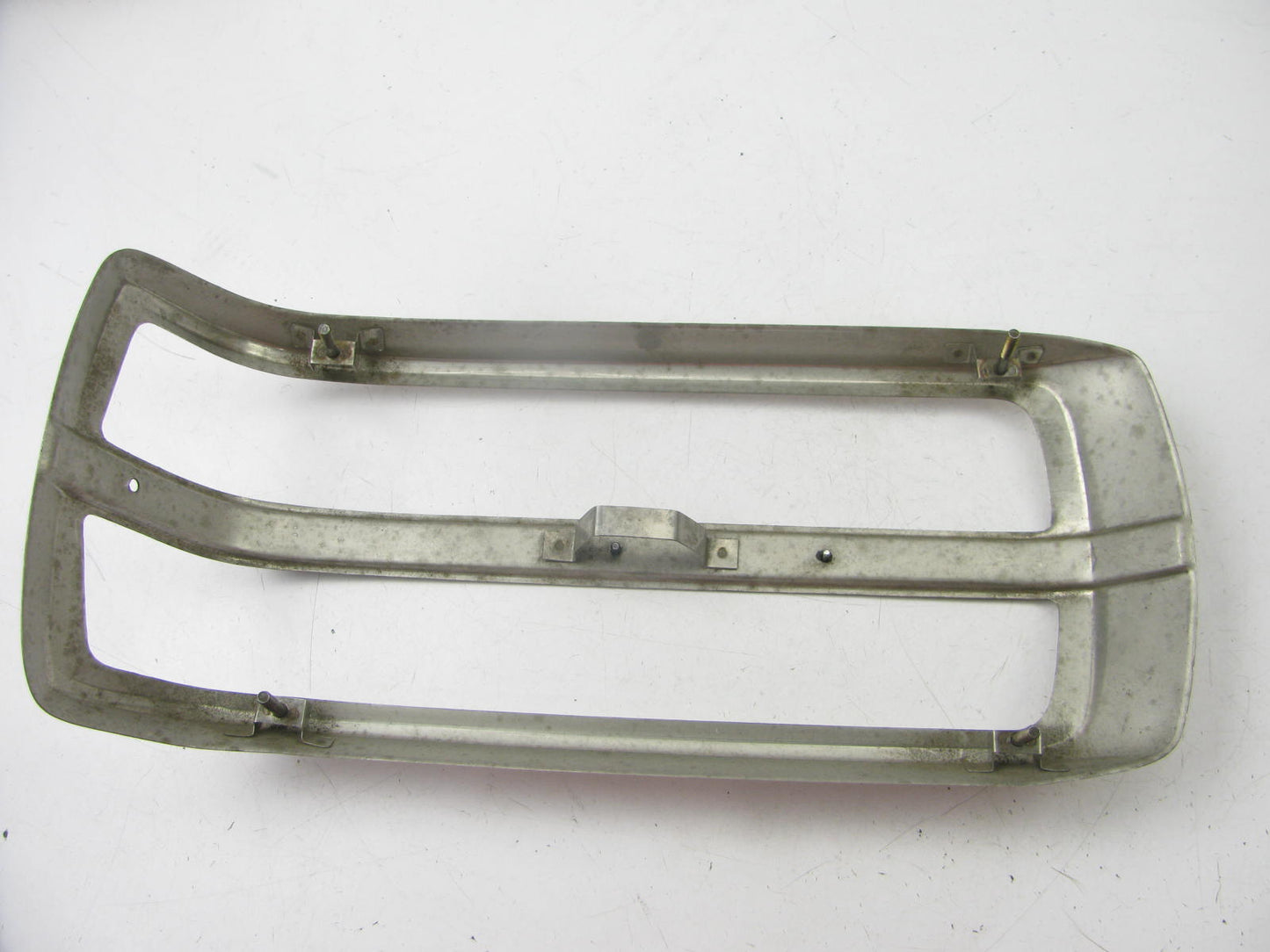 Nos OEM Toyota Tail Light Trim Ring 75804-29035