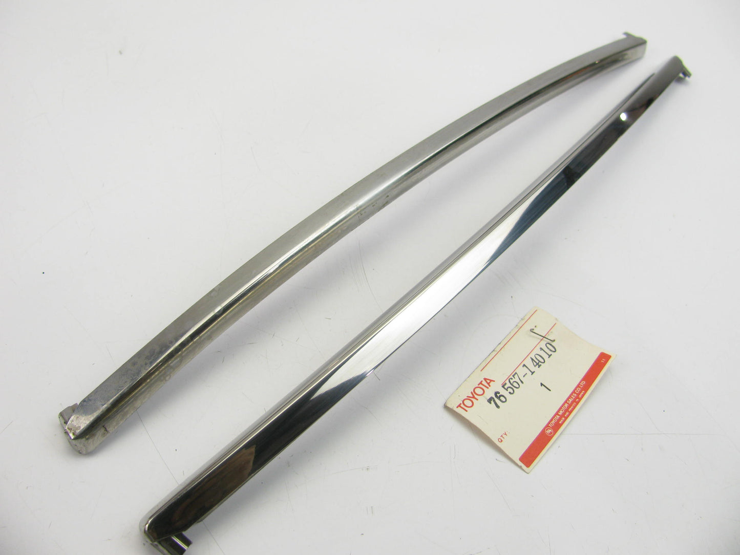 NOS OEM Center Pillar Chrome Trim 76567-14010 For 1977-1981 Toyota Celica