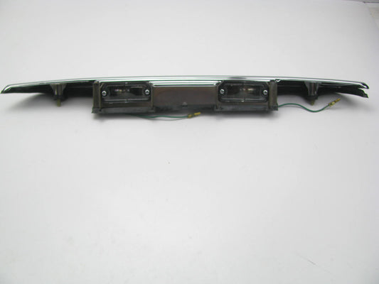 NOS OEM Toyota License Plate Light Lamp 81270-29175 - 1973-1978 Toyota Corona
