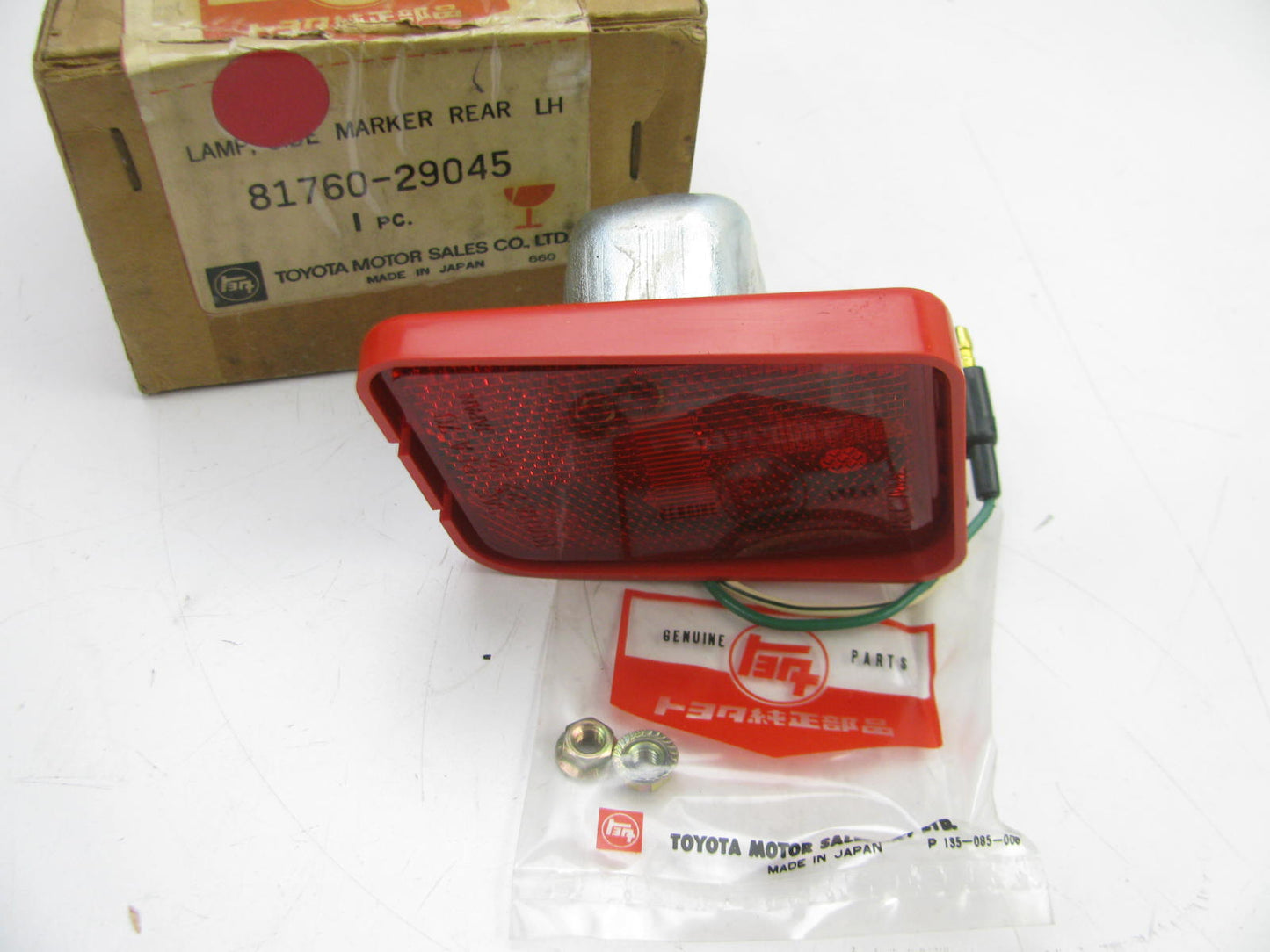 NOS OEM For Toyota Side Marker Light LEFT REAR 81760-29045