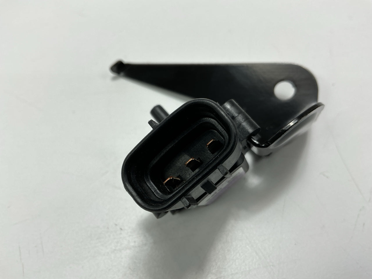 NEW OEM Toyota 89420-02010 MAP Manifold Absolute Pressure Sensor