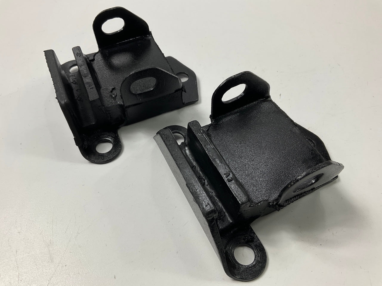 Trans Dapt 4592 Motor Swap Mounts: LS Engine Into SBC Gen 1 & 2 Chassis