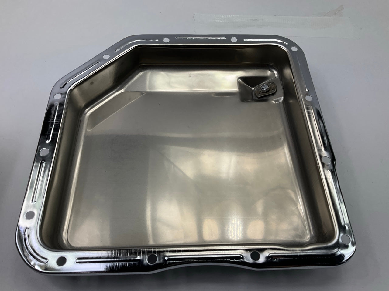 Trans-dapt 9074 Chrome Automatic Transmission Oil Pan, Stock Capacity, GM TH350