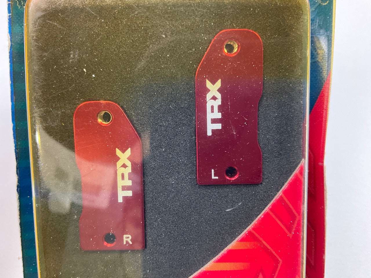 Traxxas 3632X Red-Anodized Aluminum Caster Blocks 30 Degree (L&R)