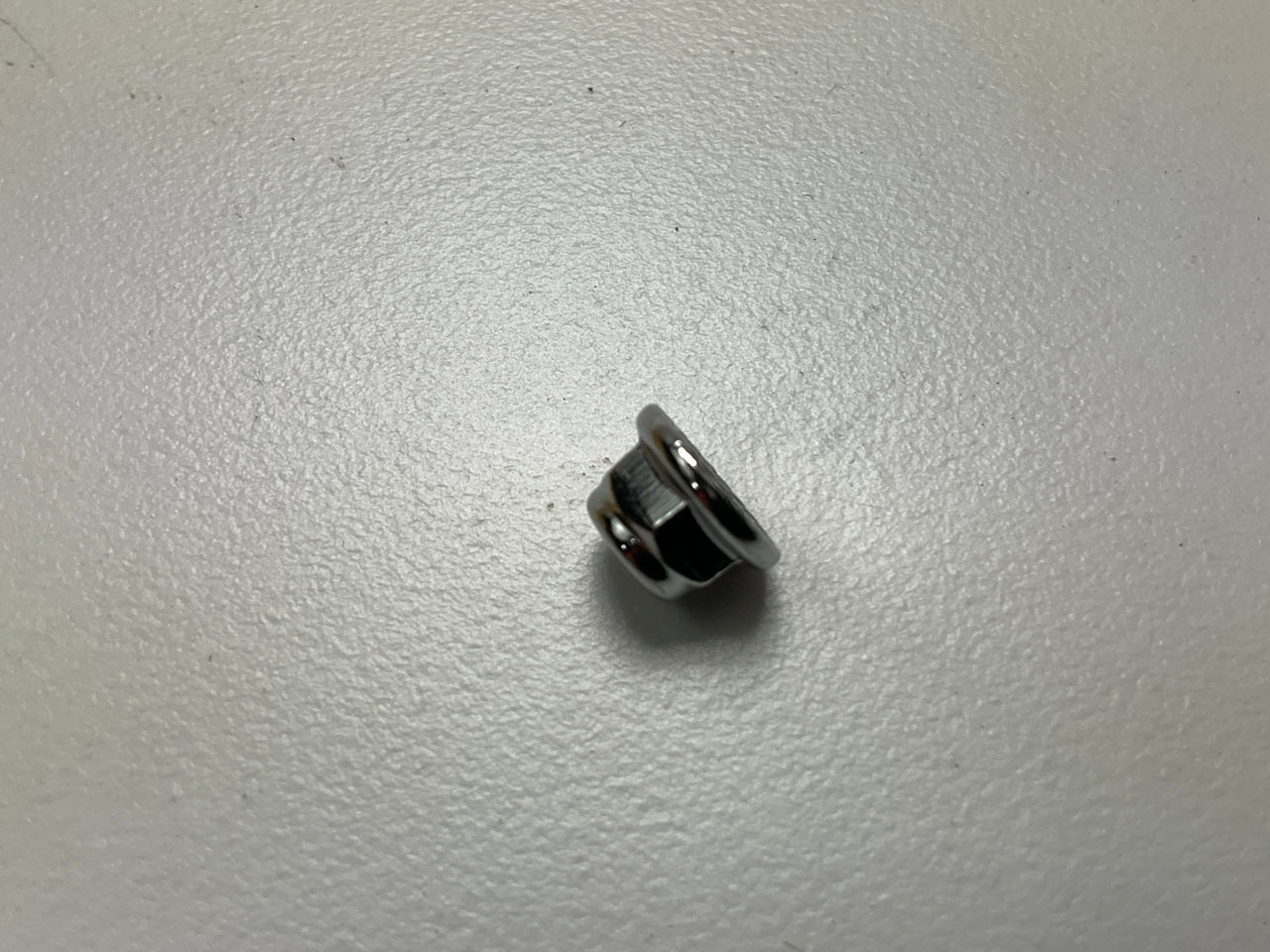 Traxxas 3647 4mm Steel Flanged Serrated Nylon Locknut (8)