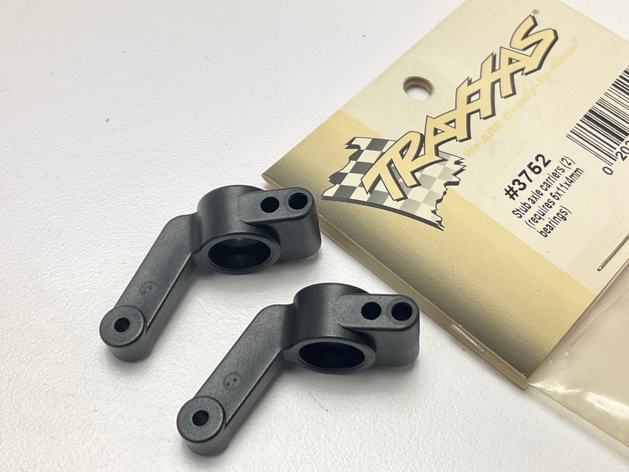 Traxxas 3752 Stub Axle Carrier (2pcs) Bandit / Rustler / Slash / Stampede
