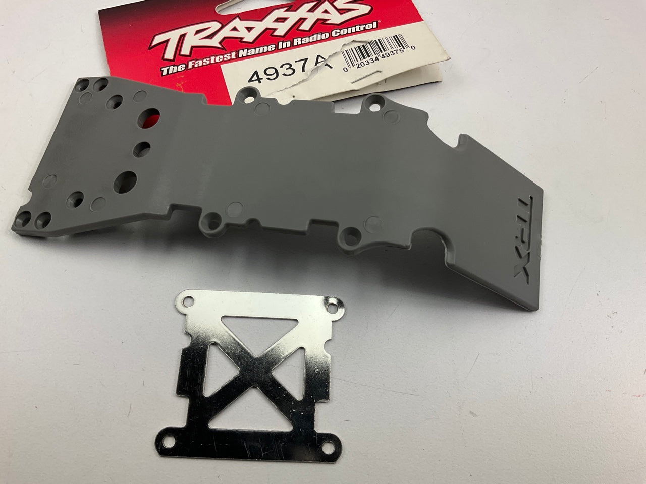 Traxxas 4937A Skidplate Front Gray / Stainless Steel Plate T-Maxx