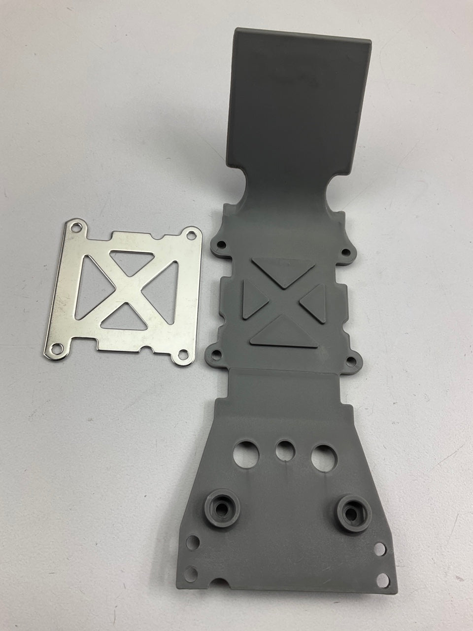 Traxxas 4937A Skidplate Front Gray / Stainless Steel Plate T-Maxx