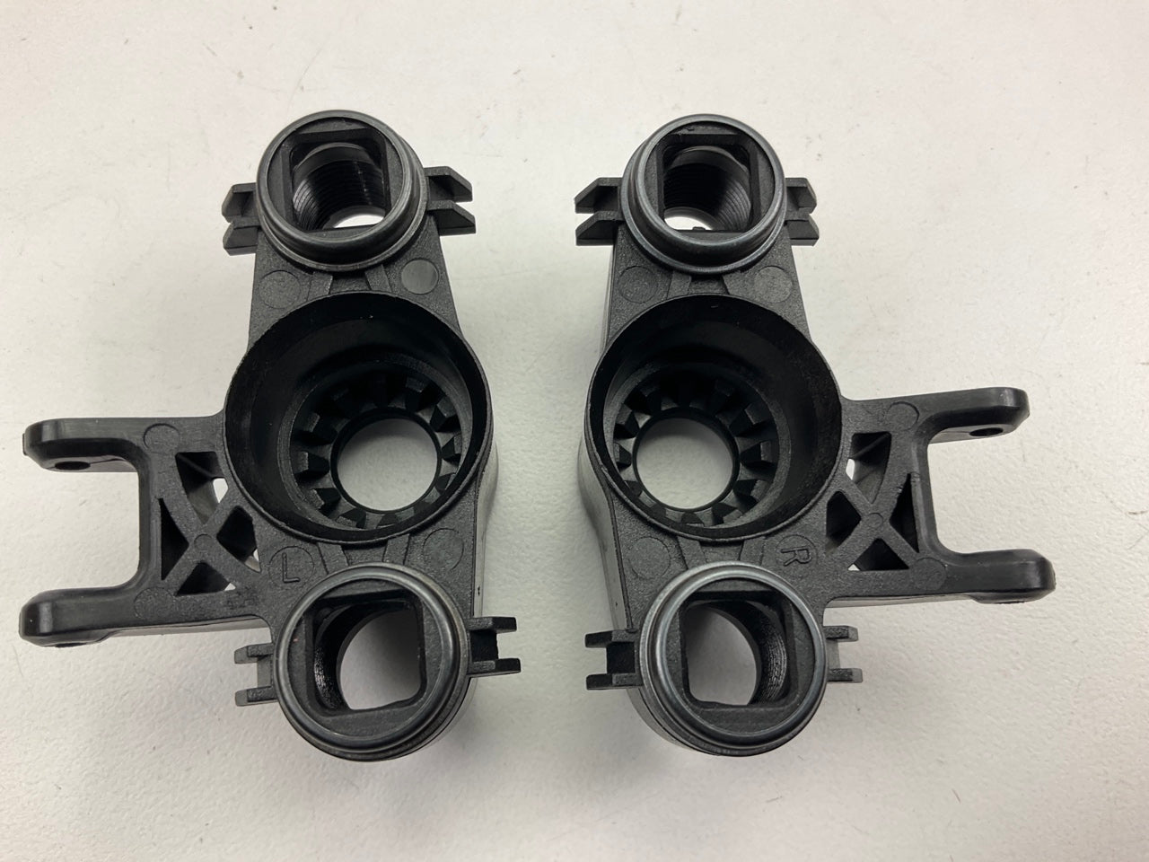 Traxxas 5334R Axle Carriers, Left & Right Slayer, Summit
