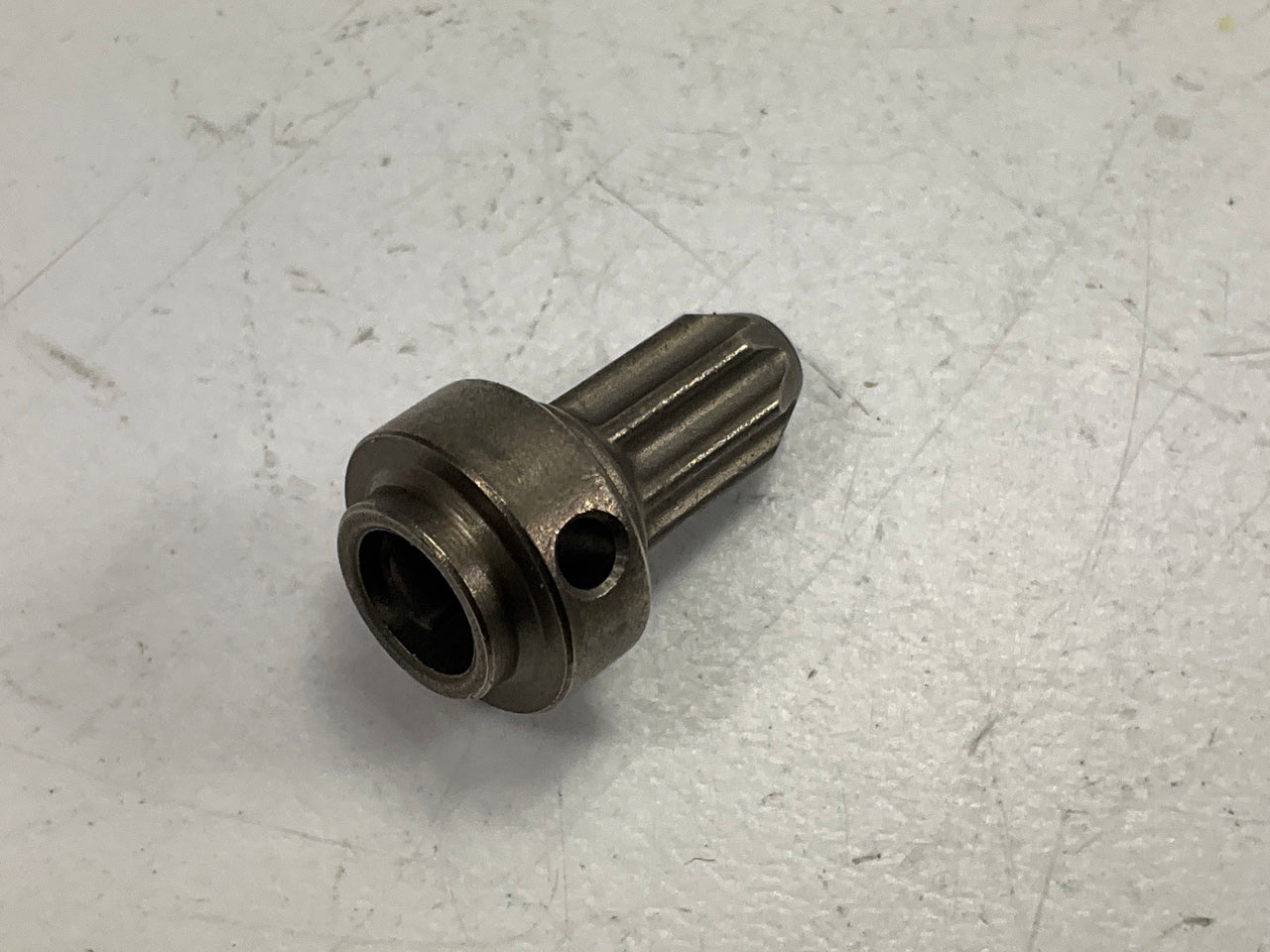 Traxxas 6888X Front Hardened Steel Drive Hub With Screw Pin